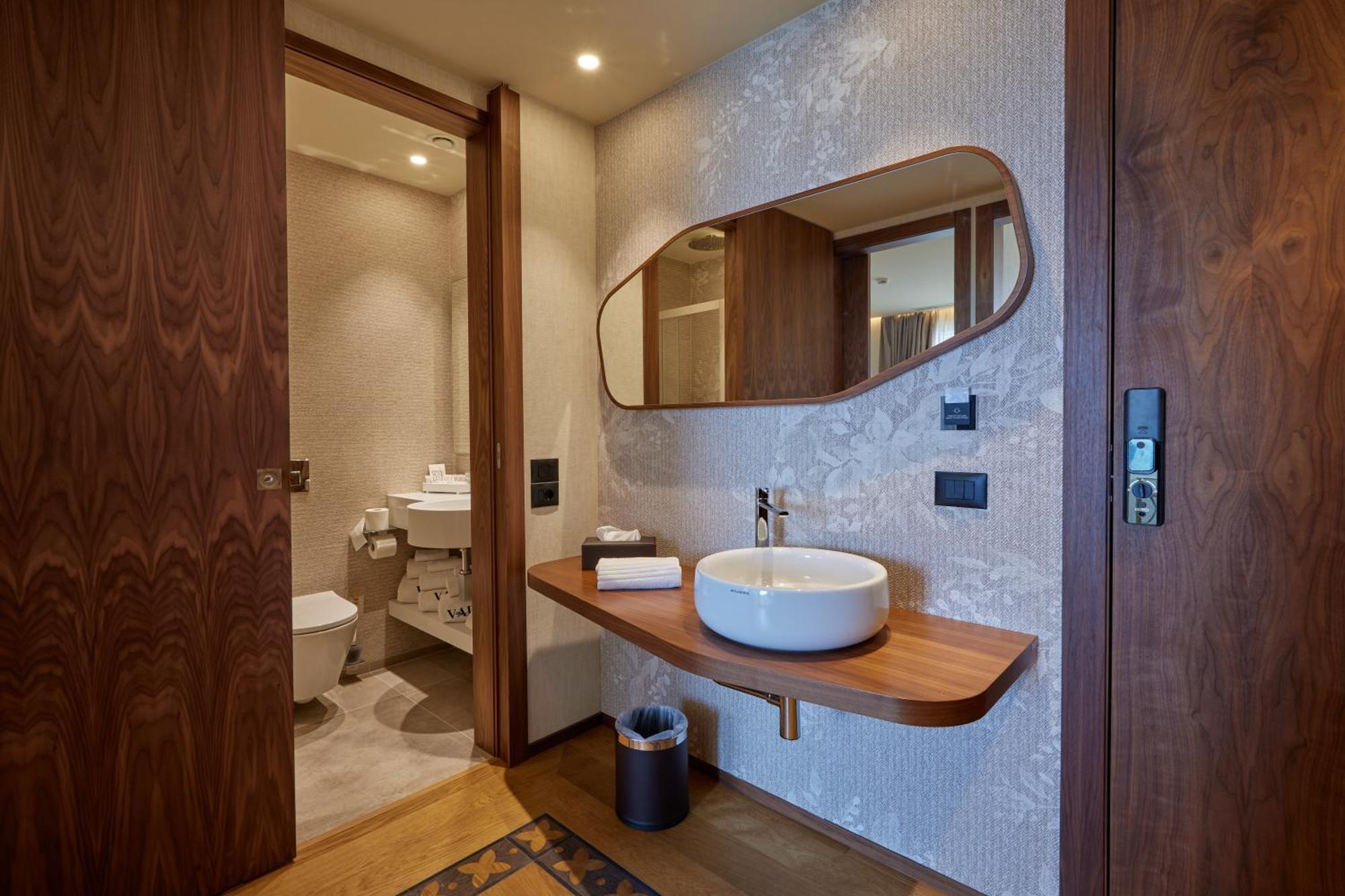 Valis Luxury Hotel Vlore Luaran gambar