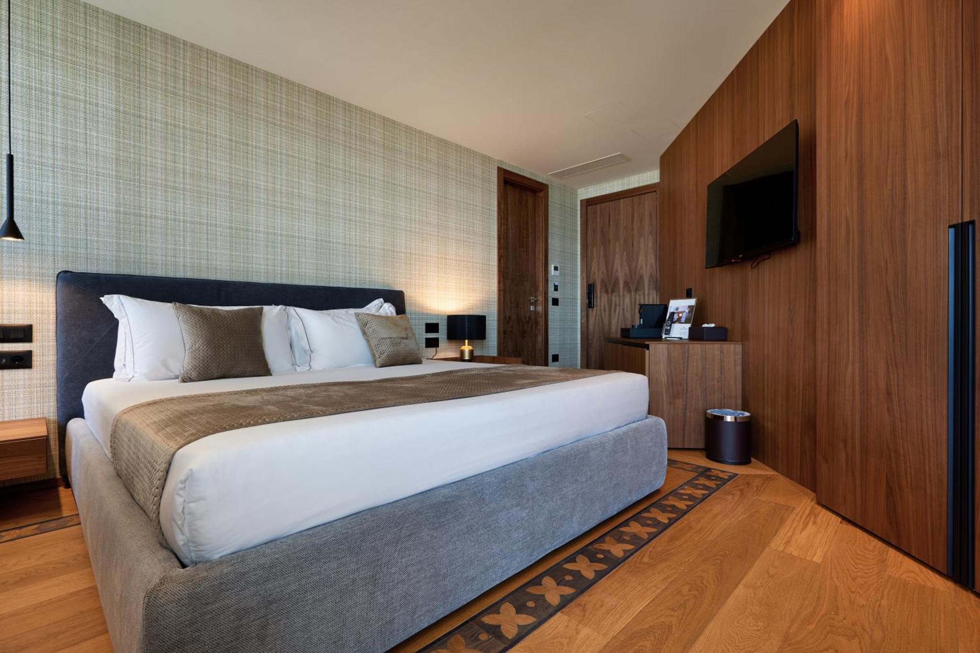 Valis Luxury Hotel Vlore Luaran gambar
